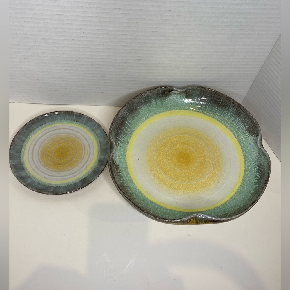 Vtg Karlsruher Mayolika Spritzdekor Vibrant Art Deco Ceramic Dish and Plate